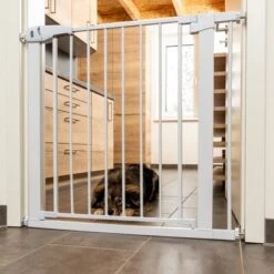 Barrera Blanca TIAKI Con 7 Cm De Extensión Para Perros -Suministros Para Mascotas 334597 tiaki dog gate white fg 8184 1