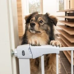 Barrera Blanca TIAKI Con 7 Cm De Extensión Para Perros -Suministros Para Mascotas 334597 tiaki dog gate white fg 8198 1