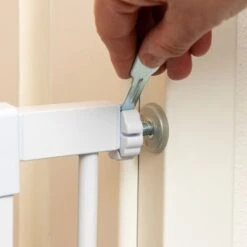 Barrera Blanca TIAKI Con 7 Cm De Extensión Para Perros -Suministros Para Mascotas 334597 tiaki dog gate white fg 8209 4